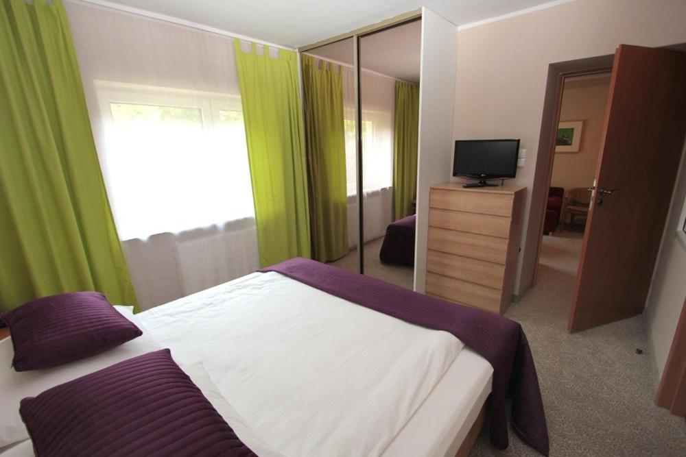 Hotel George Nadarzyn Room photo